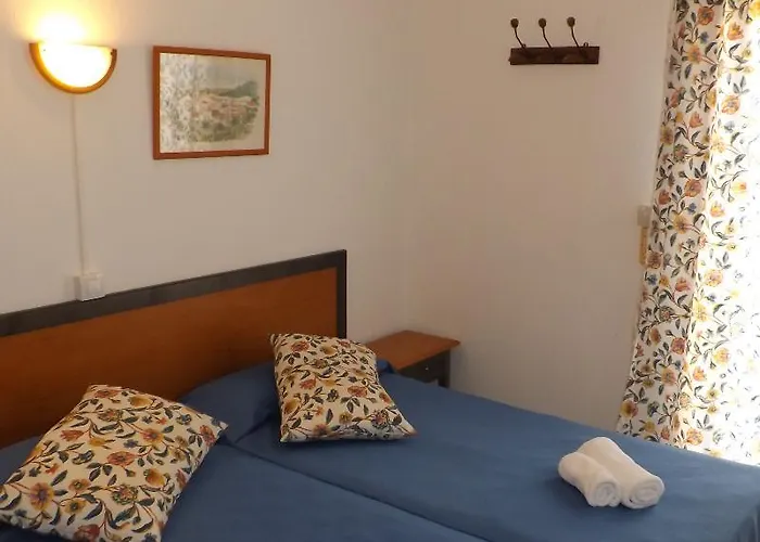 Nure Cel Blau * Cala'N Bosch (Menorca)