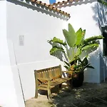 Nure Cel Blau Cala'N Bosch (Menorca)